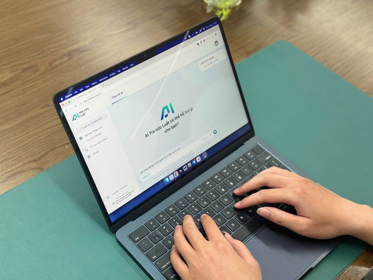 nguoi-dung-ai-tra-cuu-luat-pro-1762921545.jpg