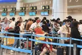 Gần 120.000 khách qua Sân bay Tân Sơn Nhất ngày 29 Tết, hạ nhiệt sau cao điểm 0