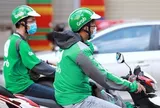 Hà Nội dự kiến siết phạm vi xe ôm, shipper chạy xe xăng