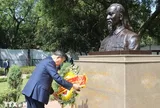 Tổng Bí thư, Chủ tịch nước Tô Lâm tưởng niệm Lãnh tụ Mahatma Gandhi và Chủ tịch Hồ Chí Minh