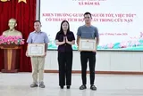 Khen thưởng 2 người đàn ông cứu cháu bé 10 tuổi đuối nước