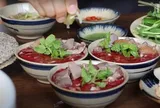 31 người nghi ngộ độc thực do ăn tiết canh vịt