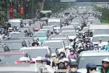 Giao thông hỗn loạn ngày đầu phân luồng nút La Thành - Nguyễn Chí Thanh
