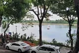 Hà Nội: Hiện trường vụ nam sinh lớp 11 đuối nước tử vong ở hồ Linh Đàm
