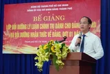 TPHCM: Trao gần 250 giấy chứng nhận cho học viên lớp bồi dưỡng lý luận chính trị và nhận thức Đảng