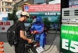 Đề xuất thêm thời gian lưu thông xăng E5 trên thị trường