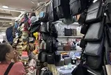 Hàng giả khó dẹp vì tâm lý chuộng giá rẻ