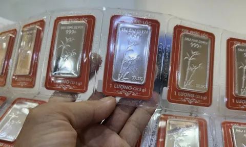 Giá bạc hôm nay 27-1: Bạc Phú Quý vượt 4,3 triệu đồng/lượng