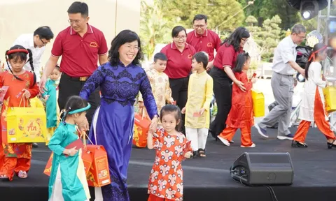 Phường Tân Sơn Hòa mang cái Tết nghĩa tình, hạnh phúc đến người dân