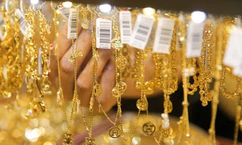 Giá vàng hôm nay 9-2: Vàng, bạc đều tăng vọt