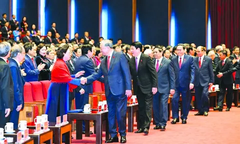 Đất nước sang trang nhờ ngọn gió Đổi mới