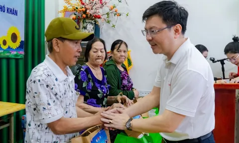 VIDEO: Những phần quà ấm áp của Saigon Co.op trao tặng người dân khó khăn