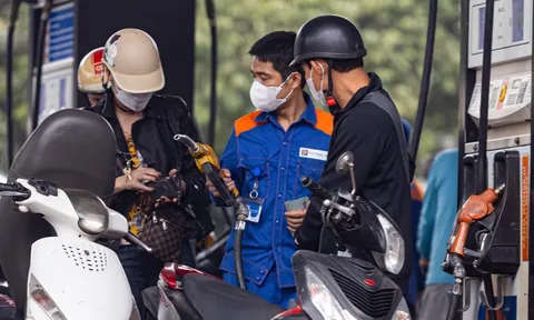 Bộ Công Thương đề xuất trích Quỹ bình ổn khi giá xăng dầu tăng trên 20% tháng