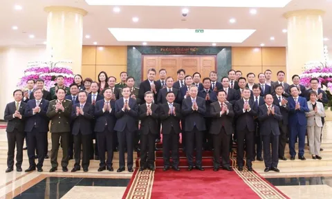 Đổi mới mạnh mẽ tư duy nghiên cứu lý luận