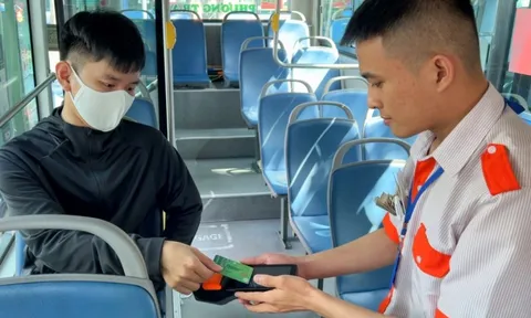 TPHCM thí điểm bỏ vé giấy trên 16 tuyến xe buýt