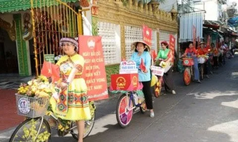 TP Cần Thơ rực rỡ cờ, hoa trước ngày bầu cử