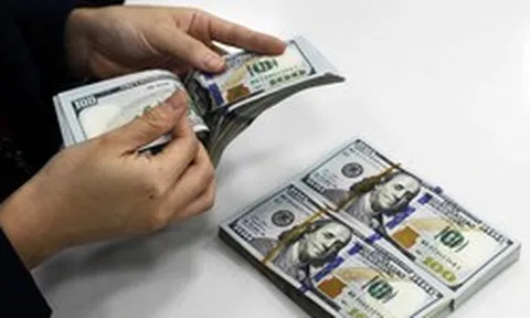 Giá USD chợ đen vượt 27.400 đồng, Ngân hàng Nhà nước tiếp tục hút thanh khoản VND