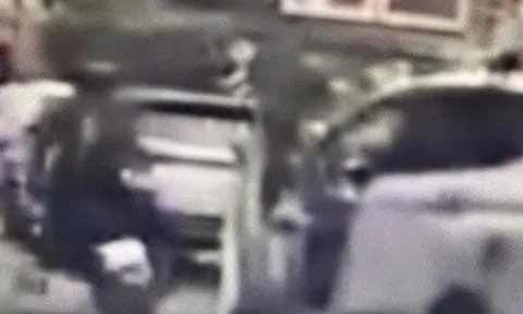 Xử phạt tài xế mở cửa ô tô bất cẩn gây tai nạn giao thông