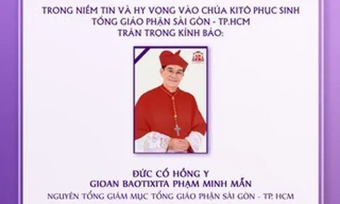 Thánh lễ an táng Đức cố Hồng y Gioan Baotixita Phạm Minh Mẫn không nhận vòng hoa