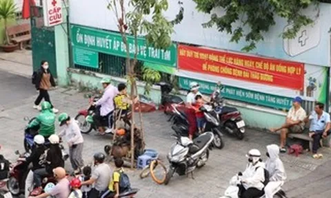 Tra cứu xe máy leo vỉa hè ở TPHCM bị phạt nguội