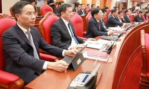 Trong ngày làm việc thứ 2, Hội nghị Trung ương thảo luận nhiều nội dung quan trọng