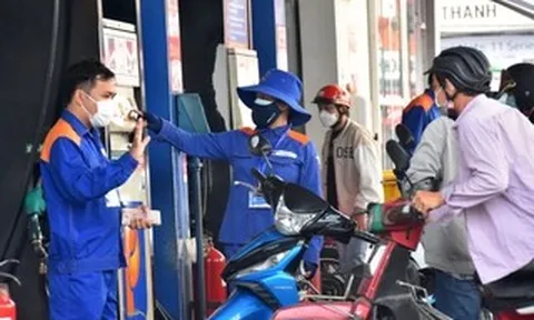 Bộ Tài chính đề xuất giảm thuế bảo vệ môi trường với xăng dầu