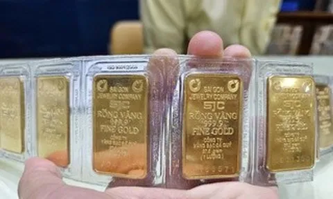 Giá vàng miếng SJC, vàng nhẫn tăng gần 13 triệu đồng trong 3 ngày