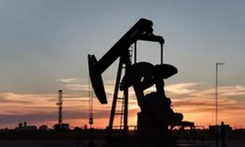 Iran tuyên bố không đàm phán với Mỹ, giá dầu thế giới bật tăng trở lại