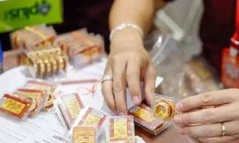 Giá vàng Việt Nam cao hơn thế giới gần 30 triệu đồng/lượng