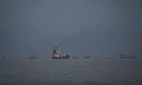 Iran đang triển khai các thủ tục về việc di chuyển của tàu Việt Nam qua eo biển Hormuz