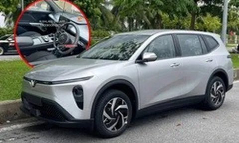 VinFast Limo Green lộ nội thất tại thị trường tỷ dân: Màn hình 10,1 inch, pin đi 450 km, tham vọng định nghĩa lại phân khúc MPV điện 7 chỗ