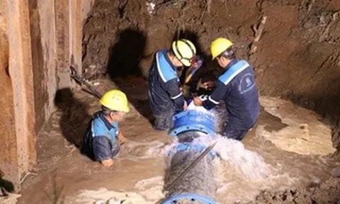 TPHCM: Nhiều khu vực nước yếu do bể ống DN1000 Chợ Lớn