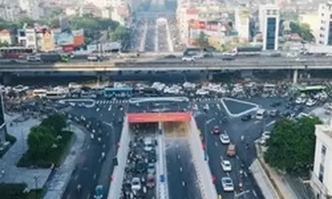 Hà Nội yêu cầu sớm xử lý các vết nứt tại hầm chui nút Lê Văn Lương