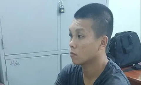 Bắt khẩn cấp thanh niên đánh người can ngăn sau va chạm xe máy