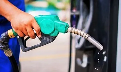 Cơ quan thuế phát hiện dấu hiệu bất thường tại DN xăng dầu trước và sau tăng giá