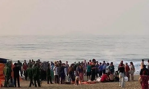 Tìm thấy thi thể nam sinh lớp 12 bị sóng cuốn mất tích ở biển Quy Nhơn