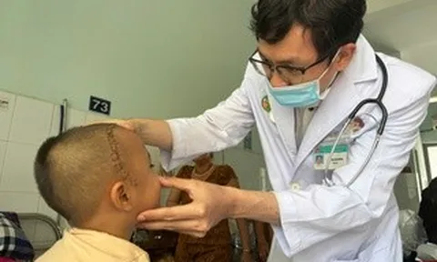 Thông tin nổi bật tại TPHCM ngày 6-4: xuyên đêm mở sọ cứu bé trai; "chốt" lịch nghỉ lễ dài ngày