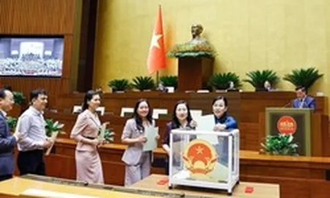 Quốc hội phê chuẩn 8 Thẩm phán Tòa án Nhân dân Tối cao