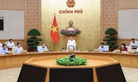 Chính phủ yêu cầu hạn chế tối đa xây dựng trụ sở, trung tâm hành chính mới tại các tỉnh, thành