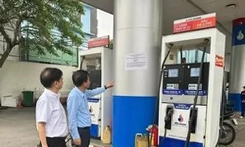 Xử phạt 3 thương nhân đầu mối xăng dầu vi phạm duy trì dự trữ tối thiểu