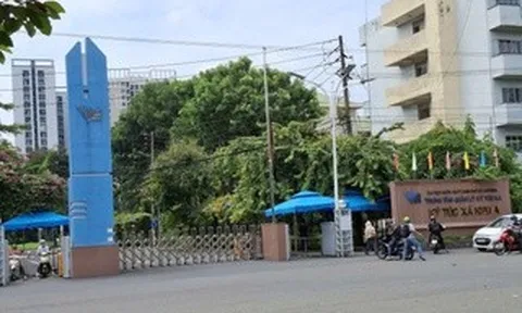 Công an điều tra vụ nữ sinh viên nghi rơi từ lầu cao xuống đất ở TPHCM