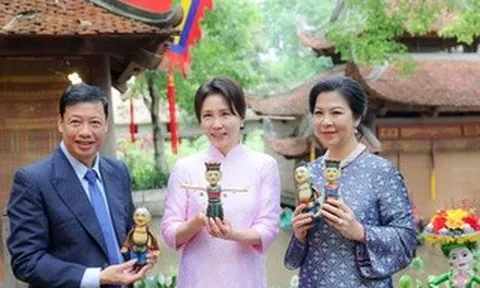 Phu nhân Ngô Phương Ly và Phu nhân Kim Hye Kyung thăm Bảo tàng Dân tộc học Việt Nam