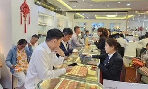 Giá vàng hôm nay 29-4: Rớt thêm 1,5 triệu đồng, thấp nhất nhiều tháng