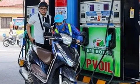 Hàng nghìn m³ xăng E10 được bán ra thị trường hôm nay