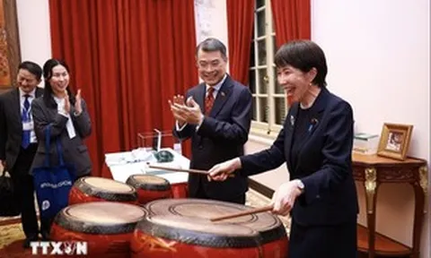 Thủ tướng Lê Minh Hưng chủ trì chiêu đãi trọng thể Thủ tướng Nhật Bản Takaichi Sanae