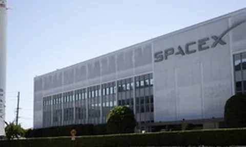 SpaceX muốn tự xây nhà máy chip 119 tỷ USD vì không mua đủ ở đâu
