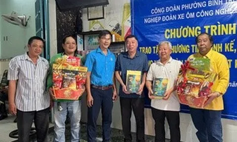 Học Bác qua những điều giản dị (*): Những đóng góp thầm lặng