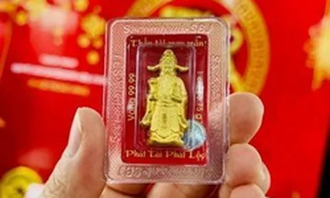 Giá vàng giảm thủng đáy, chuyên gia dự báo bất ngờ