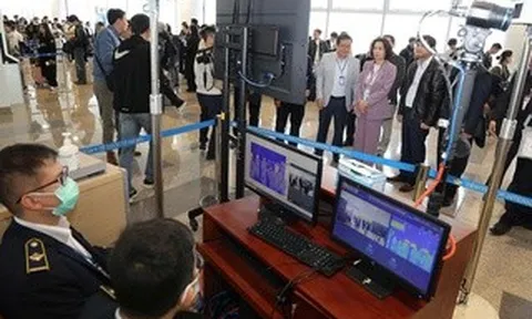 Siết chặt phòng tuyến ngăn dịch Ebola