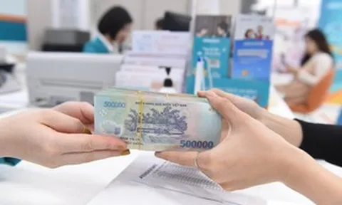 Ngân hàng lên tiếng về sự thật “cam kết lãi suất gửi tiết kiệm 18%-20%/năm”